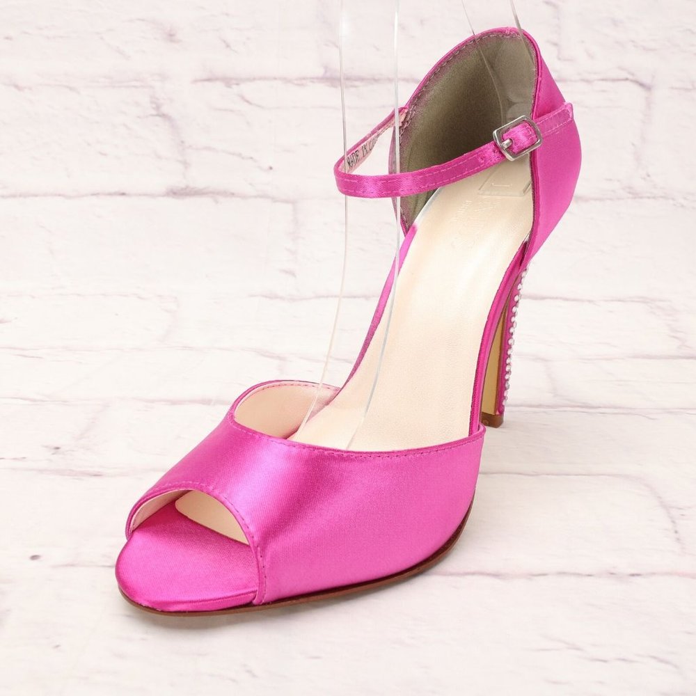 David's Bridal Women's Ankle Strap Sandals Heels Size 7.5M Fuchsia W/Rhinestones